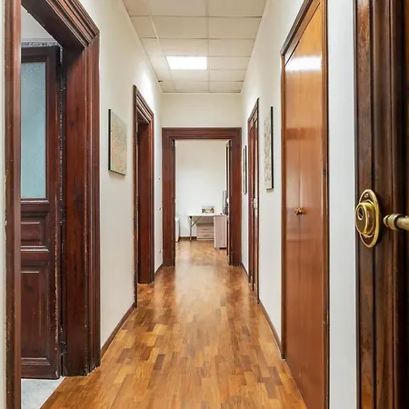 Borgognoni Apartment *