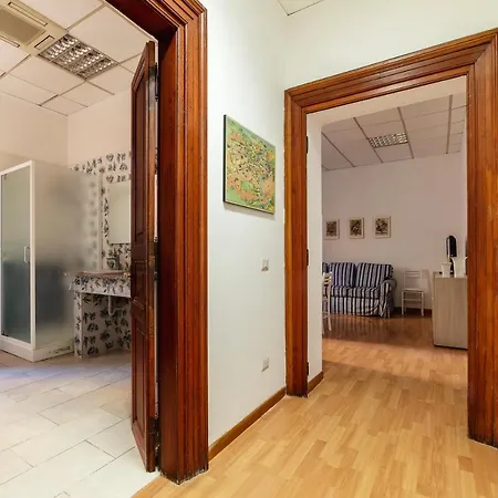 Guesthost - Borgognoni Apartamento *